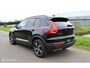 Volvo XC40 1.5 T3 R-Design / Pano / Navi / Stoelverwarming
