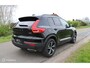 Volvo XC40 1.5 T3 R-Design / Pano / Navi / Stoelverwarming