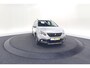 Peugeot 2008 PureTech 110 Allure | Trekhaak | Apple Carplay | Parkeersensoren | Navigatie
