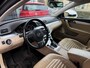 Volkswagen Passat 2.0 TDI DSG AUT. HIGHLINE - LEDER - NAVI - TREKH.