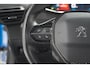 Peugeot 2008 PureTech 130 Allure | Trekhaak | Camera | Stoelverwarming | Adaptieve Cruise Control