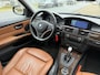 BMW 3-Serie 320i Business Line | Pano | Leder | Trekhaak