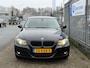 BMW 3-Serie 320i Business Line | Pano | Leder | Trekhaak