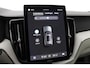 Volvo XC60 T8 Plug-in hybrid Ultra Dark | FACELIFT | Luchtvering | Bowers&Wilkins | Massage | Head-Up | 22 Inch
