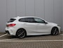 BMW 1-Serie 120d xDrive High Executive | Panoramadak | Head-up | LED