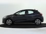 Toyota Yaris 1.5 Hybrid First Edition Navigatie | Apple Carplay/Android auto | Licht Metalen velgen