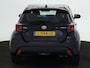 Toyota Yaris 1.5 Hybrid First Edition Navigatie | Apple Carplay/Android auto | Licht Metalen velgen
