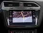 Volkswagen Tiguan Highline 2.0 TSI 4Motion 220pk Automaat LEDER | SCHUIF-DAK | 19''LM | TREKHAAK | ADAPT. CRUISE | APPLE-CARPLAY