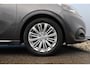 Peugeot 208 1.5 BlueHDi Blue Lease Allure 101PK Trekhaak Navigatie Carplay Android 16 inch LMV Climate Cruise Control