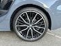 BMW 1-Serie 118i Executive Edition M SPORT | HARMAN & KARDON | ELEKTRISCHE ACHTERKLEP | CAMERA | ADAPTIVE CRUISE CONTROL | STOEL- & STUURVERWARMING | HEAD-UP | 19 INCH | INDIVIDUAL KLEUR STORM BAY METALLIC BOMVOL OPTIES