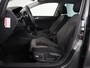 Volkswagen Golf 1.0 TSI Comfortline Business | Panoramadak | Trekhaak | Stoelverwarming | Full LED | Camera | Park Assist | Carplay | Navigatie | Adaptive cruise | DAB | Massage | Climate control