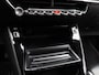 Peugeot 2008 1.2 PureTech Allure Pack | Achteruitrijcamera | Airco (automatisch) | Armsteun voor