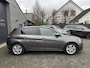 Peugeot 308 1.2 PureTech Blue Lion | Panoramadak | Navigatie | Lichtmetalen Velgen | Parkeersensoren |