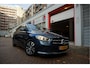 Mercedes-Benz B-klasse 180 Business Solution Aut7 Night | NAP | Rijkelijk uitgevoerd | Apple Carplay | Camera | Parkeer assistent | Sportinterieur | Cruise + Lane | Sportvelgen | etc