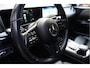 Mercedes-Benz B-klasse 180 Business Solution Aut7 Night | NAP | Rijkelijk uitgevoerd | Apple Carplay | Camera | Parkeer assistent | Sportinterieur | Cruise + Lane | Sportvelgen | etc
