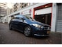 Mercedes-Benz B-klasse 180 Business Solution Aut7 Night | NAP | Rijkelijk uitgevoerd | Apple Carplay | Camera | Parkeer assistent | Sportinterieur | Cruise + Lane | Sportvelgen | etc