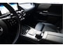 Mercedes-Benz B-klasse 180 Business Solution Aut7 Night | NAP | Rijkelijk uitgevoerd | Apple Carplay | Camera | Parkeer assistent | Sportinterieur | Cruise + Lane | Sportvelgen | etc