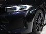 BMW 3-Serie 330E xDr M SPORT / PANODAK / ACC / HEADUP / AMBIENTE / HIFI / 19"