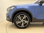 Volvo XC40 T4 211pk Recharge R-Design / Elektrisch verstelbare stoelen / Trekhaak / Nubuck / Harman en Kardon audio /