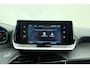 Peugeot e-208 EV Style 50 kWh | Navigatie | Stoelverwarming | Getint glas | Cruise control | Lichtmetalen velgen