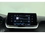 Peugeot e-208 EV Style 50 kWh | Navigatie | Stoelverwarming | Getint glas | Cruise control | Lichtmetalen velgen