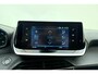 Peugeot e-208 EV Style 50 kWh | Navigatie | Stoelverwarming | Getint glas | Cruise control | Lichtmetalen velgen