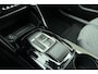 Peugeot e-208 EV Style 50 kWh | Navigatie | Stoelverwarming | Getint glas | Cruise control | Lichtmetalen velgen