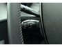 Peugeot e-208 EV Style 50 kWh | Navigatie | Stoelverwarming | Getint glas | Cruise control | Lichtmetalen velgen