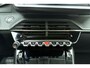 Peugeot e-208 EV Style 50 kWh | Navigatie | Stoelverwarming | Getint glas | Cruise control | Lichtmetalen velgen
