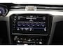 Volkswagen Passat 1.5 TSI Business Aut. [ Navigatie Virtual Camera Trekhaak ]