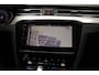 Volkswagen Passat 1.5 TSI Business Aut. [ Navigatie Virtual Camera Trekhaak ]
