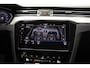 Volkswagen Passat 1.5 TSI Business Aut. [ Navigatie Virtual Camera Trekhaak ]
