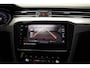 Volkswagen Passat 1.5 TSI Business Aut. [ Navigatie Virtual Camera Trekhaak ]