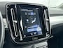 Volvo XC40 T3 Momentum | 18" | Harman Kardon | Stoelverwarming | Parkeercamera | Keyless | Elektrische achterklep