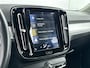 Volvo XC40 T3 Momentum | 18" | Harman Kardon | Stoelverwarming | Parkeercamera | Keyless | Elektrische achterklep