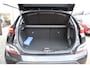 Hyundai Kona Electric EV Premium 64 kWh| Schuif -/ Kanteldak | Achteruitrijcamera | Stoel verwarming voor en achter | Achterbank verwarmbaar | Achteruitrijcamera | Anti Blokkeer Systeem