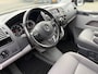 Volkswagen Transporter Kombi 2.0 TDI DSG Automaat L2H1 BPM/ BTW vrij Airco Cruise control Trekhaak Navigatie Verlengde uitvoering Marge 1 eigenaar Personenvervoer  Personenbus Groepsvervoer Ex overheid Ideaal voor ombouw naar Camper