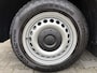 Volkswagen Transporter Kombi 2.0 TDI DSG Automaat L2H1 BPM/ BTW vrij Airco Cruise control Trekhaak Navigatie Verlengde uitvoering Marge 1 eigenaar Personenvervoer  Personenbus Groepsvervoer Ex overheid Ideaal voor ombouw naar Camper