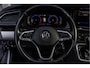 Volkswagen Transporter 6.1 2.0 TDI L2H1 | DC | Bulli | 200PK | Leder | Carplay | Virtual | Adapt Cruise