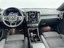 Volvo XC40 Recharge Core 70 kWh | 19" Allseason | Stoel/stuurverwarming | Warmtepomp | Parkeerverwarming | Parkeercamera | Parkeersensoren V+A | Google Navigatie |