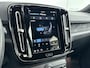 Volvo XC40 Recharge Core 70 kWh | 19" Allseason | Stoel/stuurverwarming | Warmtepomp | Parkeerverwarming | Parkeercamera | Parkeersensoren V+A | Google Navigatie |