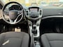 Chevrolet Cruze 1.6 LT met parkeersensoren en trekhaak en navigatie en airco en cruise controle