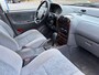 Kia Joice 2.0 LS Automaat 7persoons Airco