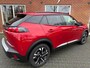 Peugeot e-2008 EV Allure 50 kWh STOELVERW+VOORRUITVERW. / CAMERA / HALF.LEER /