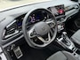 Volkswagen T-Roc 1.5 TSI 150pk DSG R-Line / Panoramadak / Digitale Cockpit / Black Style / Ergo Active Stoel / Navi Pro / Keyless / Alarm / Beats Audio / IQ LED / 18" LMV
