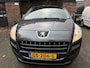 Peugeot 3008 1.6 VTi Access Airco . sportvelgen . trekhaak . hoge instap .