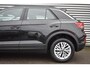 Volkswagen T-Roc 1.5 TSI Life LED | Virtual Cockpit | Carplay | Trekhaak | Adapt. Cruise | DAB | Navi | Airco | PDC V+A | LMV