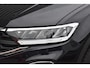 Volkswagen T-Roc 1.5 TSI Life LED | Virtual Cockpit | Carplay | Trekhaak | Adapt. Cruise | DAB | Navi | Airco | PDC V+A | LMV