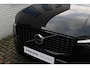 Volvo XC60 2.0 T6 Plug-in hybrid AWD Plus Dark | All-season banden | Panoramadak | 360° camera | Blind spot | Semi elek. trekhaak | Lederen bekleding | Elek. bed. voorstoelen met geheugen | Verwambare voorstoelen | Elektrische achterklep | Verwarmbaar stuurwiel | Adaptive cruise control | Achterbank verwarmd |  Google-maps navigatie