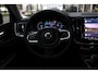 Volvo XC60 2.0 T6 Plug-in hybrid AWD Plus Dark | All-season banden | Panoramadak | 360° camera | Blind spot | Semi elek. trekhaak | Lederen bekleding | Elek. bed. voorstoelen met geheugen | Verwambare voorstoelen | Elektrische achterklep | Verwarmbaar stuurwiel | Adaptive cruise control | Achterbank verwarmd |  Google-maps navigatie